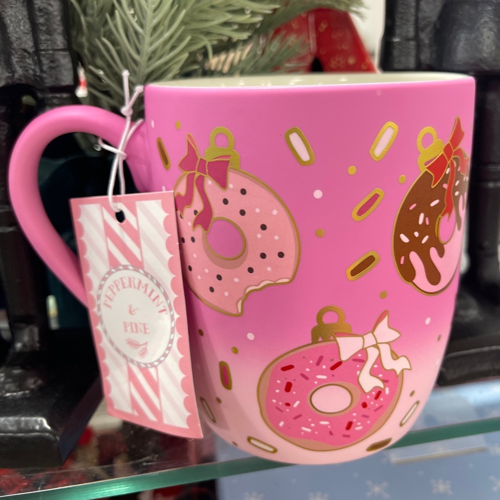 Red & Pink Christmas Donut Ornaments w/ Bows & Metallic Gold Soft Touch Mug NWT